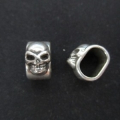 Entrepieza zamak regaliz calavera pase 10x7mm. Bao de plata