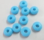 20 unidades. Abalorio rondel resina 4x8mm. Pase 2,5mm. AZUL PITUFO